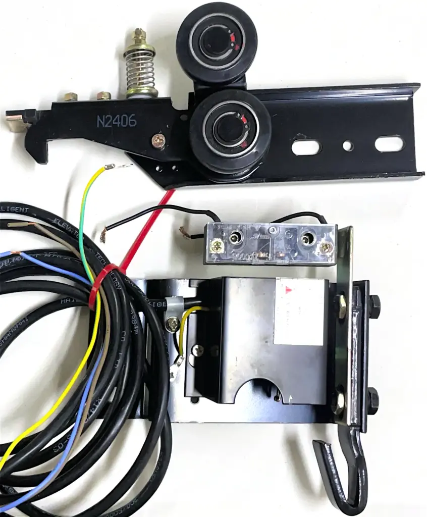 CONTACTO DE PUERTA MITSUBICHI DERECHO