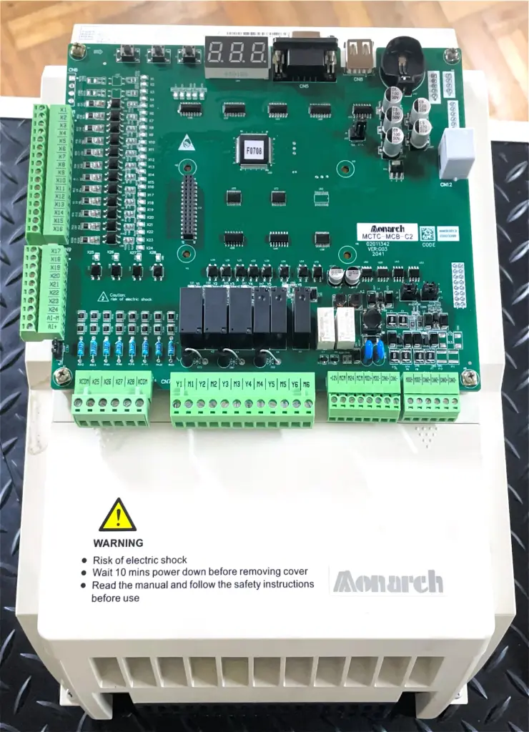 VARIADOR  CONTROL MONARCH MCTC-MCB-C2 15kw